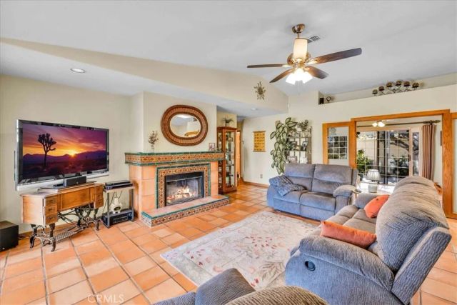 10341 Pinon Avenue, Morongo Valley, CA 92256