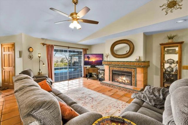 10341 Pinon Avenue, Morongo Valley, CA 92256