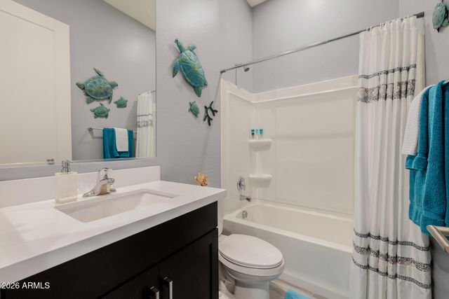 3527 E AUSTIN Drive, Gilbert, AZ 85296