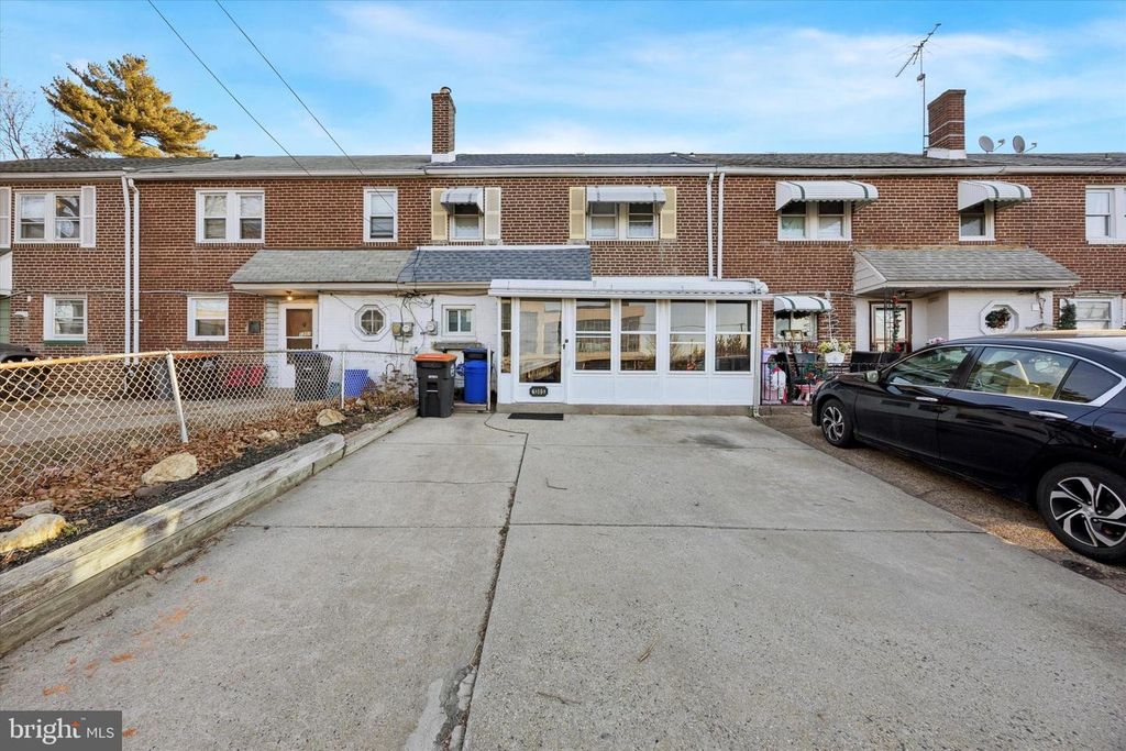 1305 HIGHLAND AVE, Chester, PA 19013