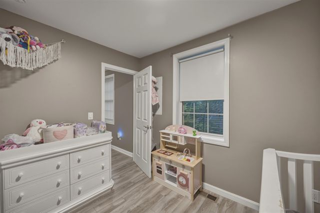 13 Charlestown Place, Derry, NH 03038