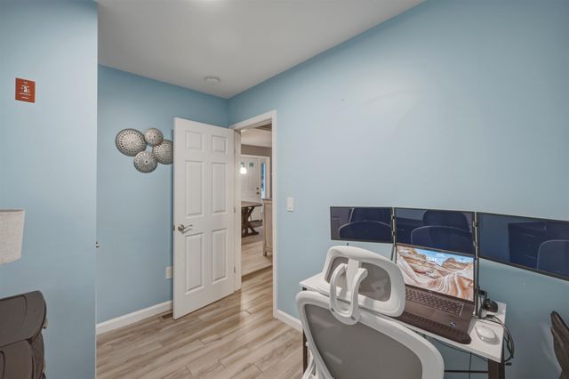 13 Charlestown Place, Derry, NH 03038