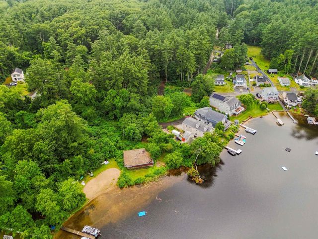 13 Charlestown Place, Derry, NH 03038