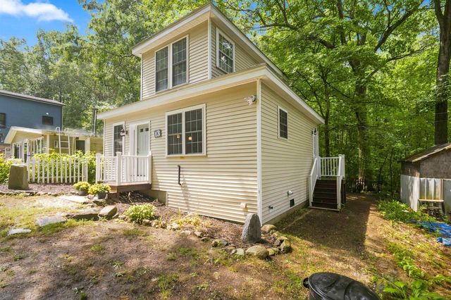 13 Charlestown Place, Derry, NH 03038