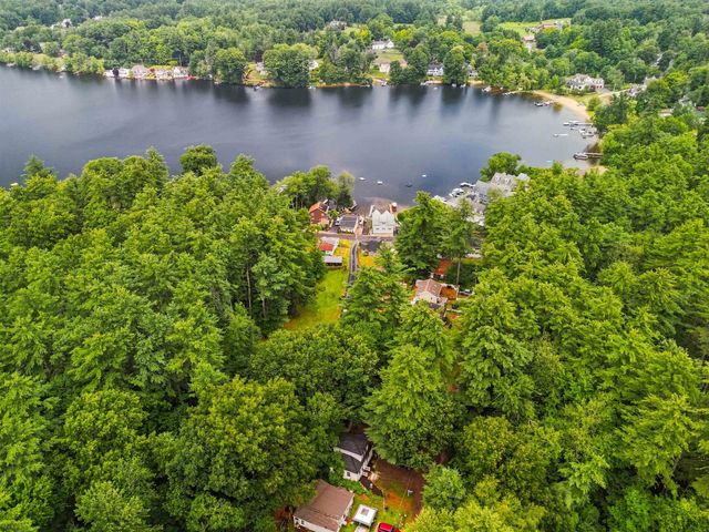 13 Charlestown Place, Derry, NH 03038