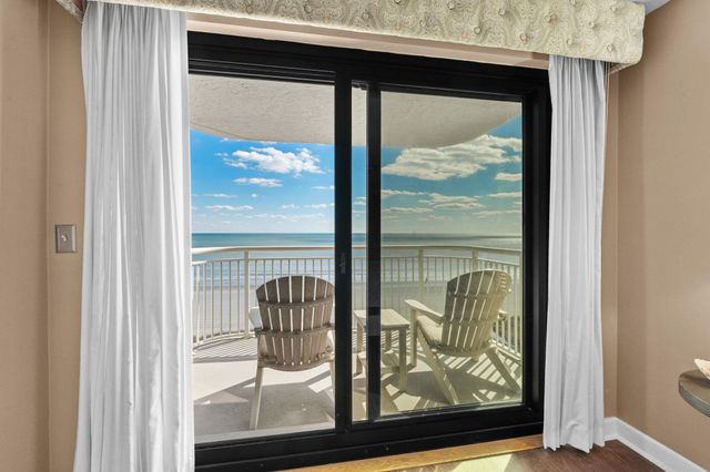 523 S Ocean Blvd Apt 607, North Myrtle Beach, SC 29582