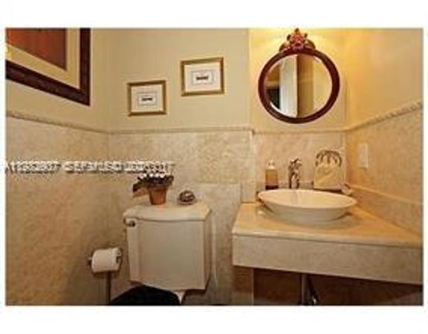 9503 SW 89th Pl 0, Miami, FL 33176