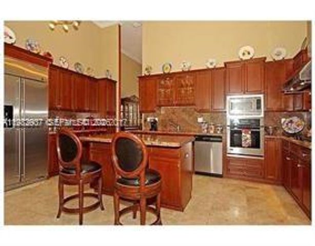 9503 SW 89th Pl 0, Miami, FL 33176