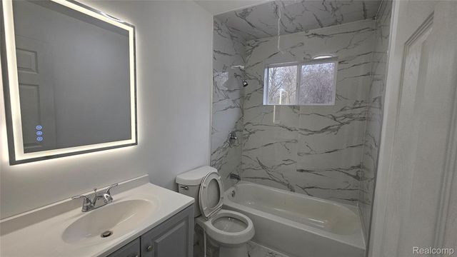 1409 W Princeton Avenue, Mt. Morris Township, MI 48505