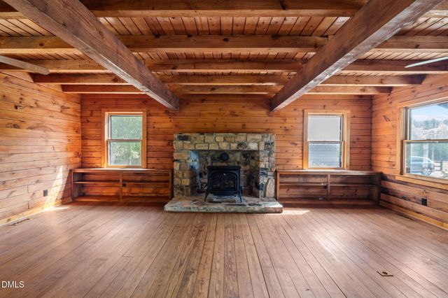 643 Old Stone House Road, Chapel Hill, NC 27516