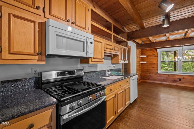 643 Old Stone House Road, Chapel Hill, NC 27516