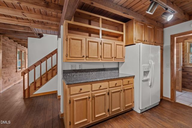 643 Old Stone House Road, Chapel Hill, NC 27516