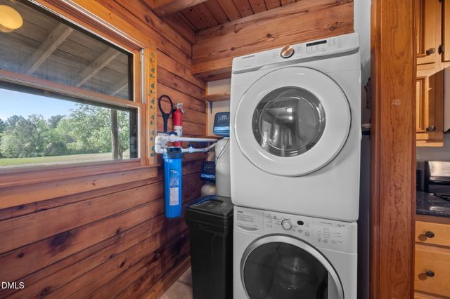 643 Old Stone House Road, Chapel Hill, NC 27516