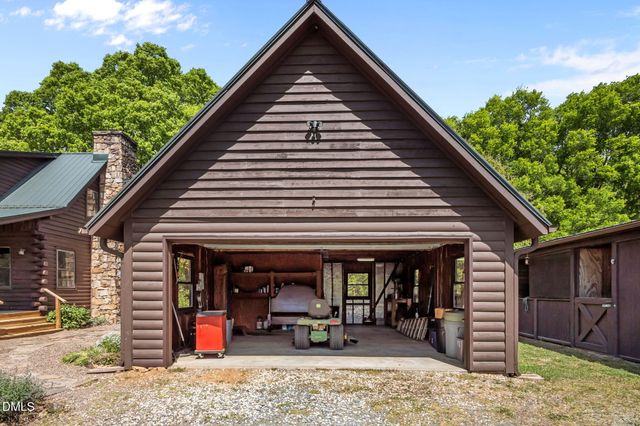 643 Old Stone House Road, Chapel Hill, NC 27516