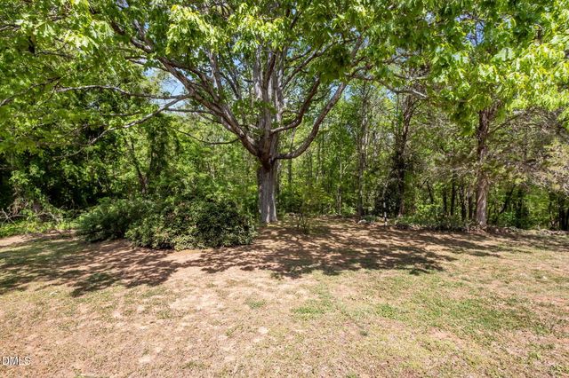 643 Old Stone House Road, Chapel Hill, NC 27516