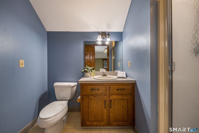 145 Hollister Drive, Avon, CT 06001