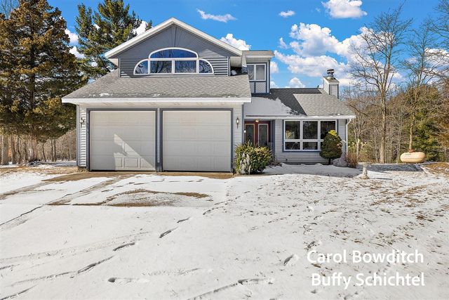 10367 152nd Avenue, West Olive, MI 49460