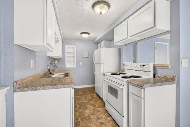 2519 Burgandy Lane, A, Columbus, OH 43232