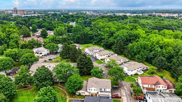 2519 Burgandy Lane, A, Columbus, OH 43232