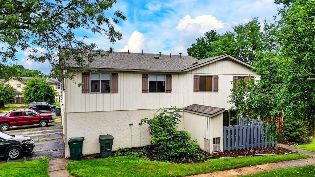 2519 Burgandy Lane, A, Columbus, OH 43232