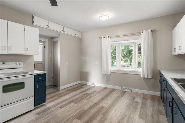 624 S Main STREET, Westby, WI 54667