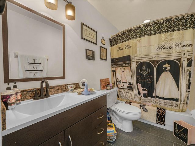 414 EAGLE RIDGE DRIVE 414, Davenport, FL 33837