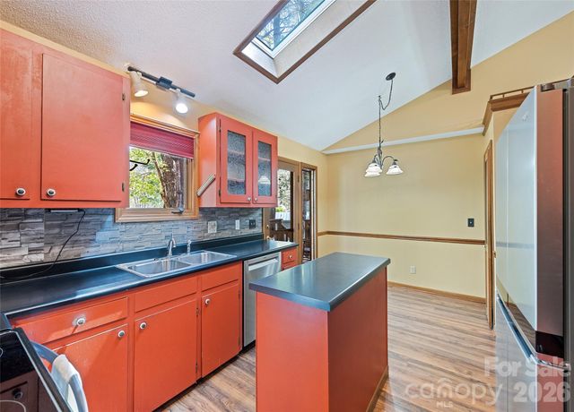 182 Laurel Branch Road, Maggie Valley, NC 28751