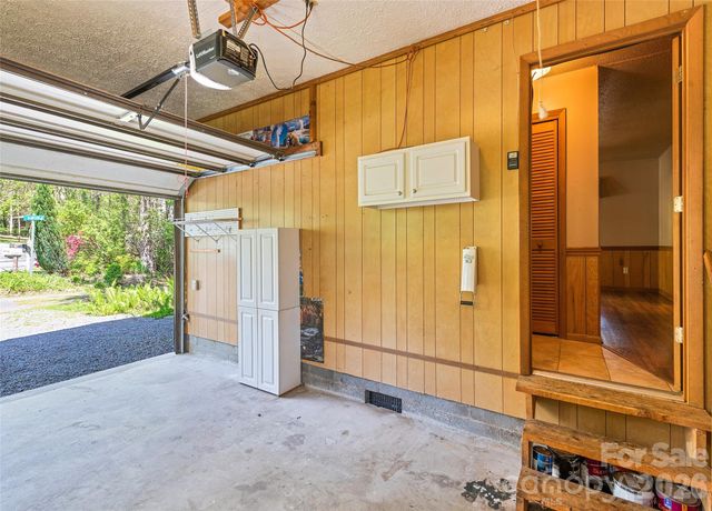 182 Laurel Branch Road, Maggie Valley, NC 28751
