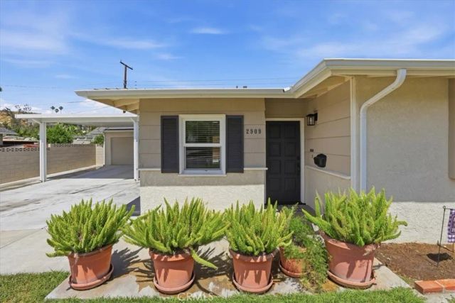 2909 Pecos, Riverside, CA 92506