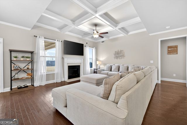 999 W Union Grove Circle, Auburn, GA 30011