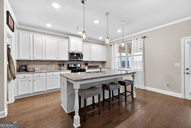 999 W Union Grove Circle, Auburn, GA 30011