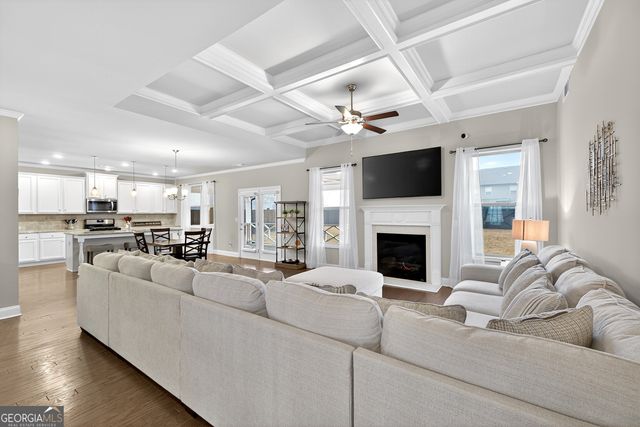 999 W Union Grove Circle, Auburn, GA 30011