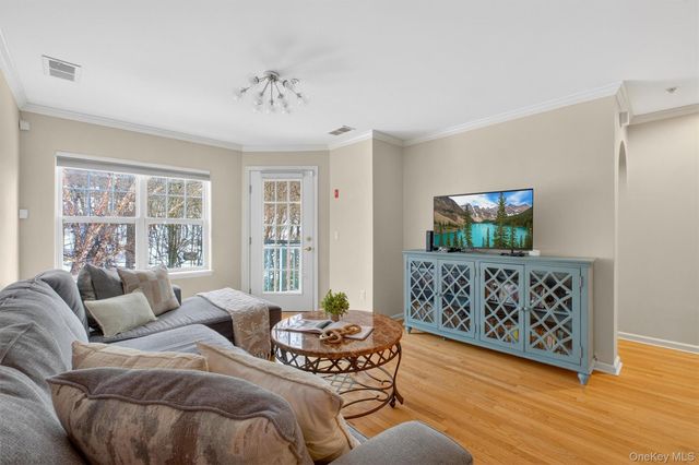 114 Viewpoint Terrace, Peekskill, NY 10566