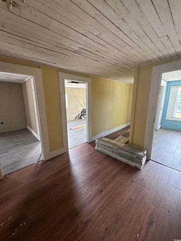 4211 Meeting St., Loris, SC 29569