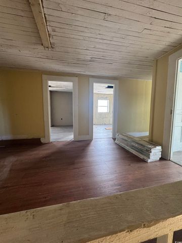 4211 Meeting St., Loris, SC 29569