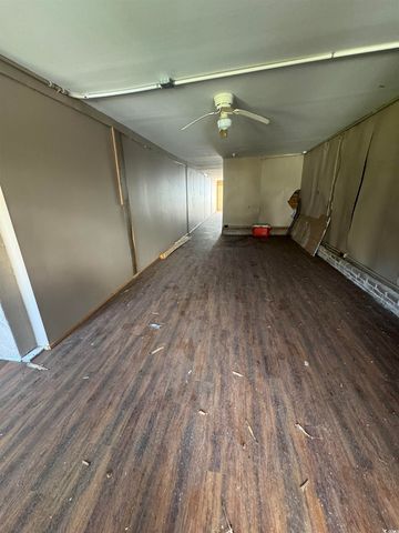 4211 Meeting St., Loris, SC 29569