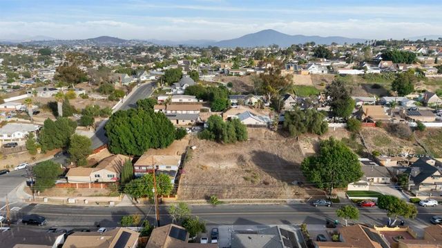 6927 Madrone Ave, San Diego, CA 92114