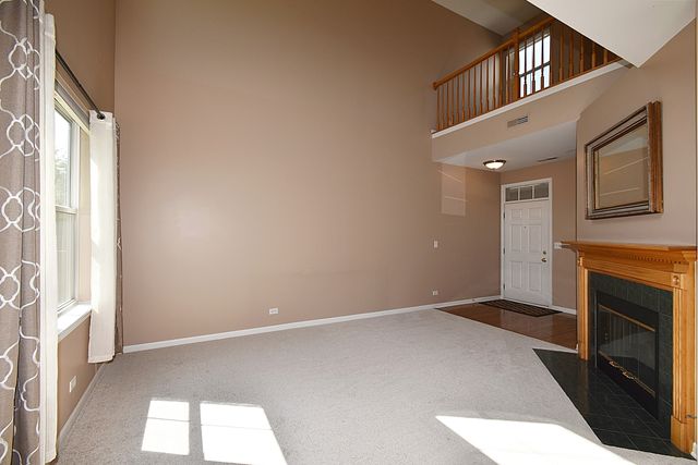 312 Fairmont Court, St. Charles, IL 60175