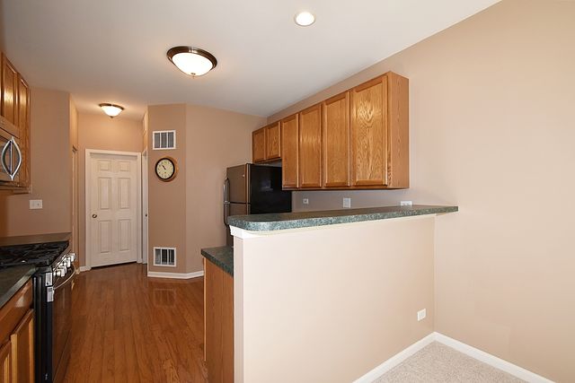 312 Fairmont Court, St. Charles, IL 60175