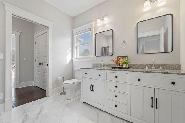 188 W Highland AVENUE, Burlington, WI 53105