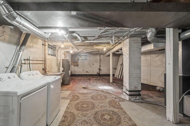 188 W Highland AVENUE, Burlington, WI 53105