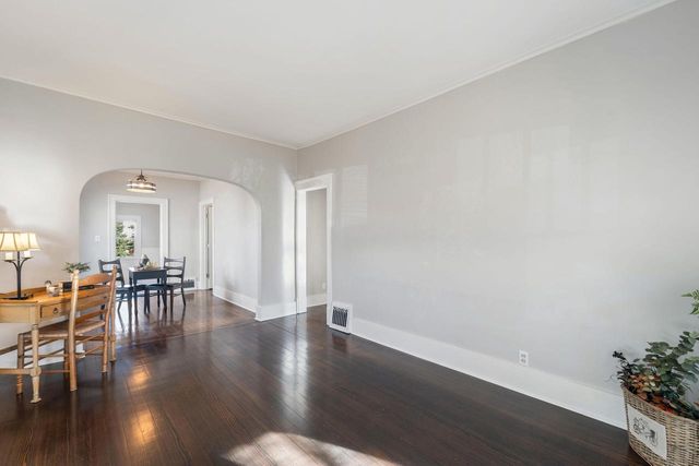 188 W Highland AVENUE, Burlington, WI 53105