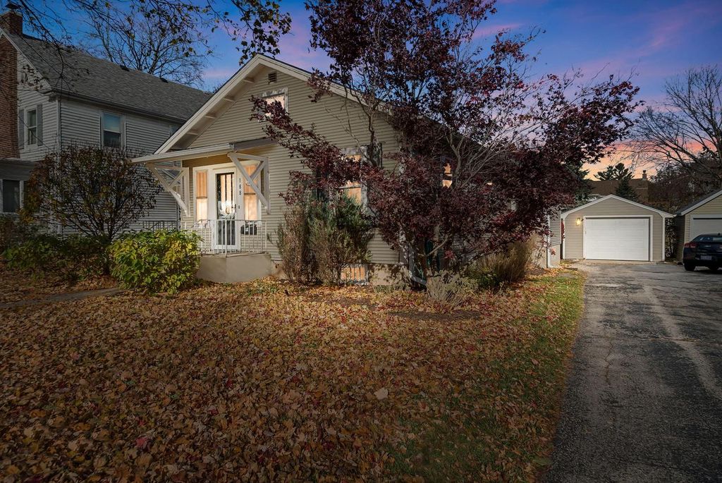 188 W Highland AVENUE, Burlington, WI 53105