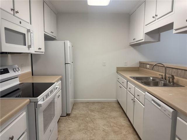 294 Windridge Drive, Brunswick, GA 31520