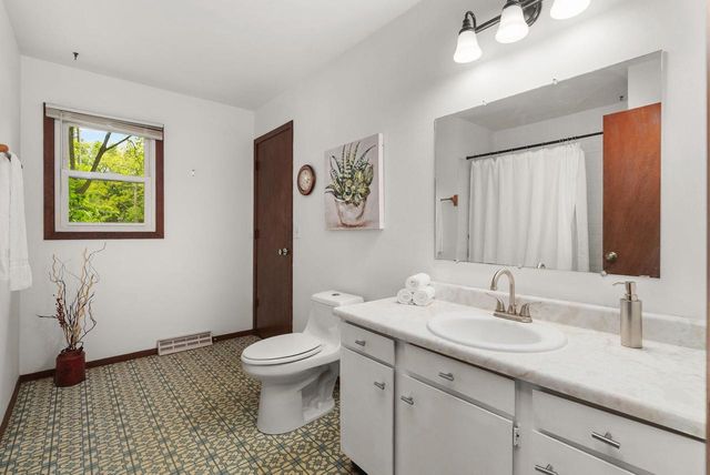1117 Droster Road, Madison, WI 53716