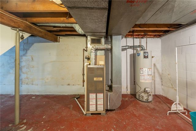 414 Smith St, Derry Twp, PA 15650