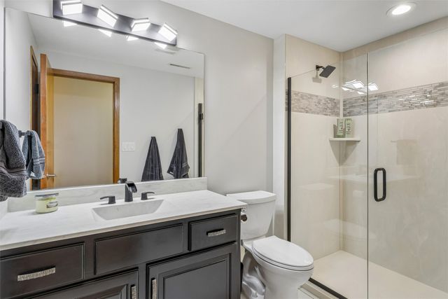 518 SW Nottingham Road, Ankeny, IA 50023