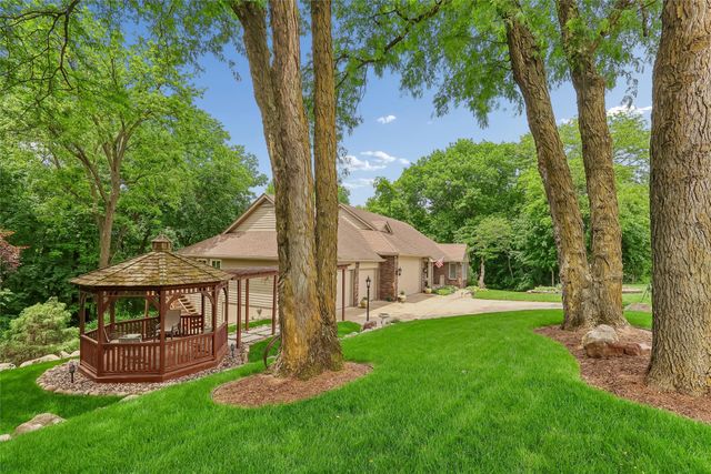 518 SW Nottingham Road, Ankeny, IA 50023