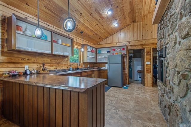 10 Henry Lane, Perryville, AR 72126