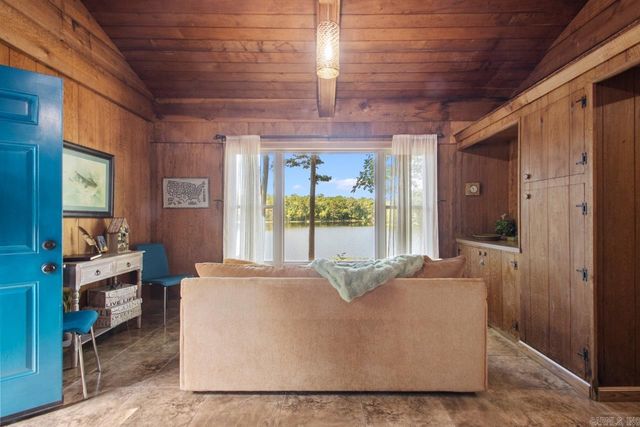 10 Henry Lane, Perryville, AR 72126